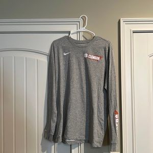 Clemson long sleeve t shirt XL